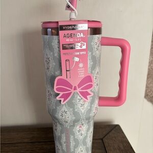 Agenda Floral Tumbler with Pink Handle